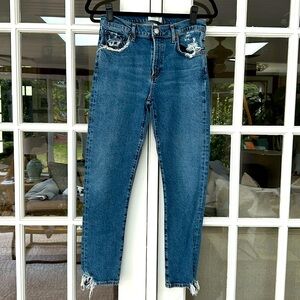 Agolde Toni style medium wash denim jeans. Size 28. Light stretch. Ankle length